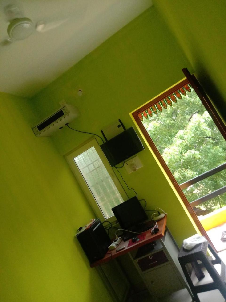 Thendral Hostel Monthly Rental Puducherry Eksteriør billede